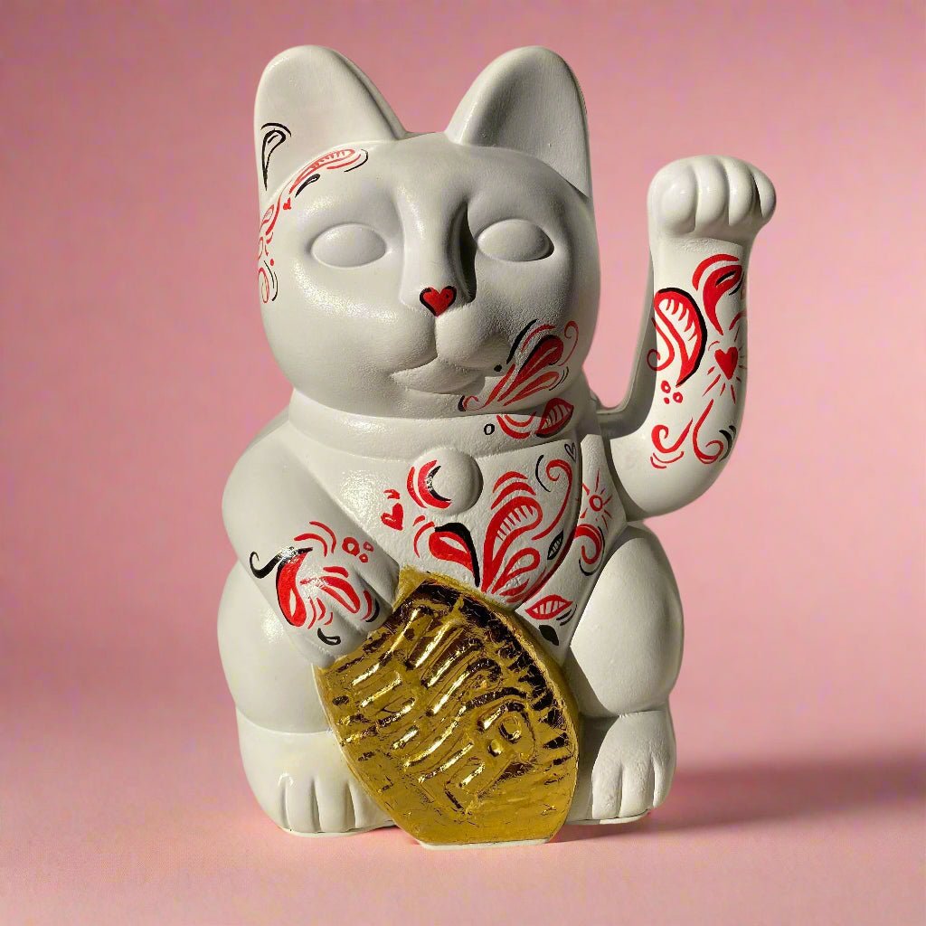 Heartbeat_Lucky_Cat_front_view_endorphin art