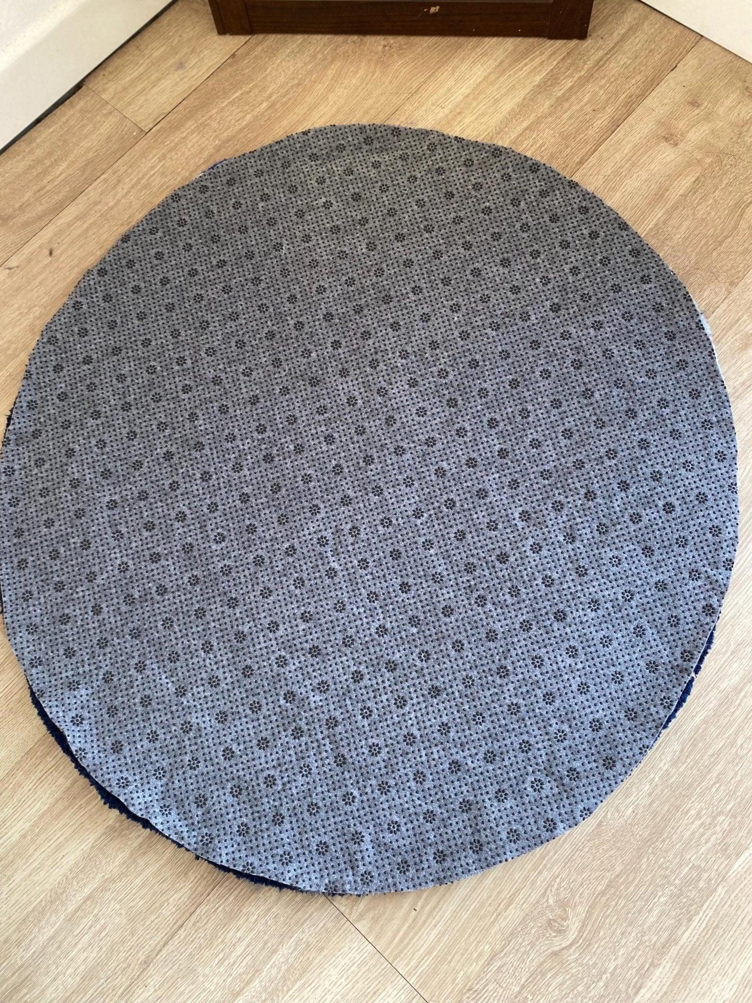 Gradient Blue Ombre Rug - endorphin art