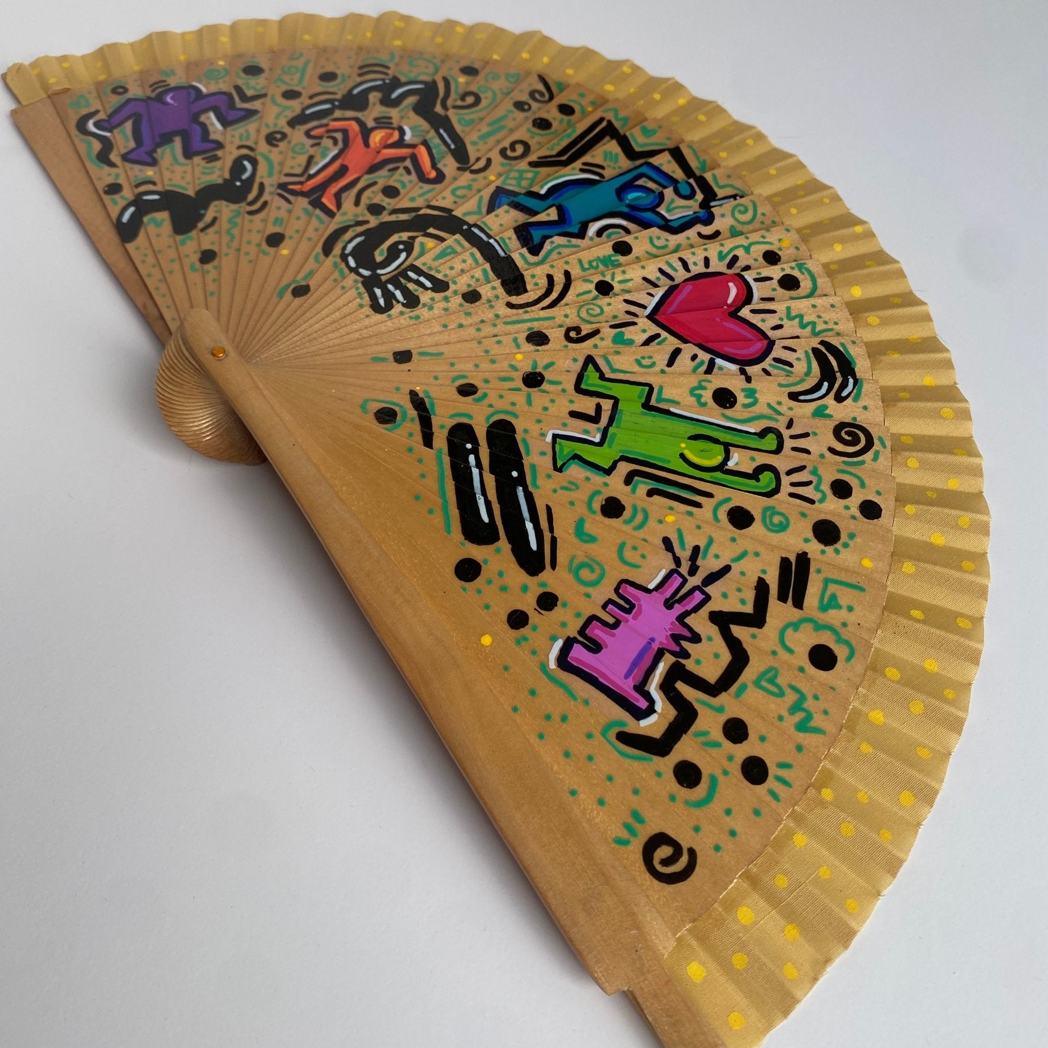 Folding Hand Fan - Keith Haring Art - Wood (42x23cm)_endorphin art