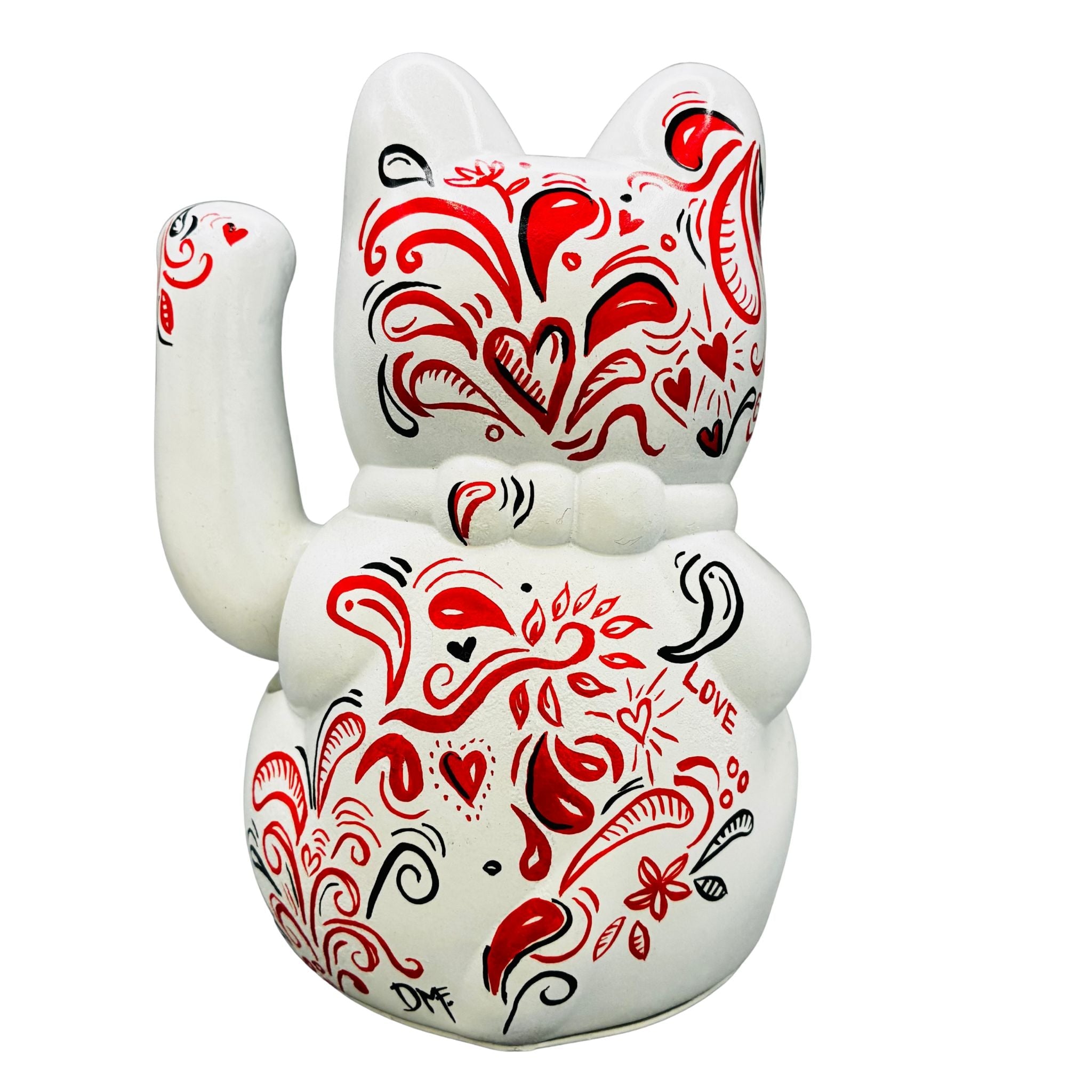 Maneki Neko Heartbeat Lucky Cat Figurine - 9x16cm_endorphin art