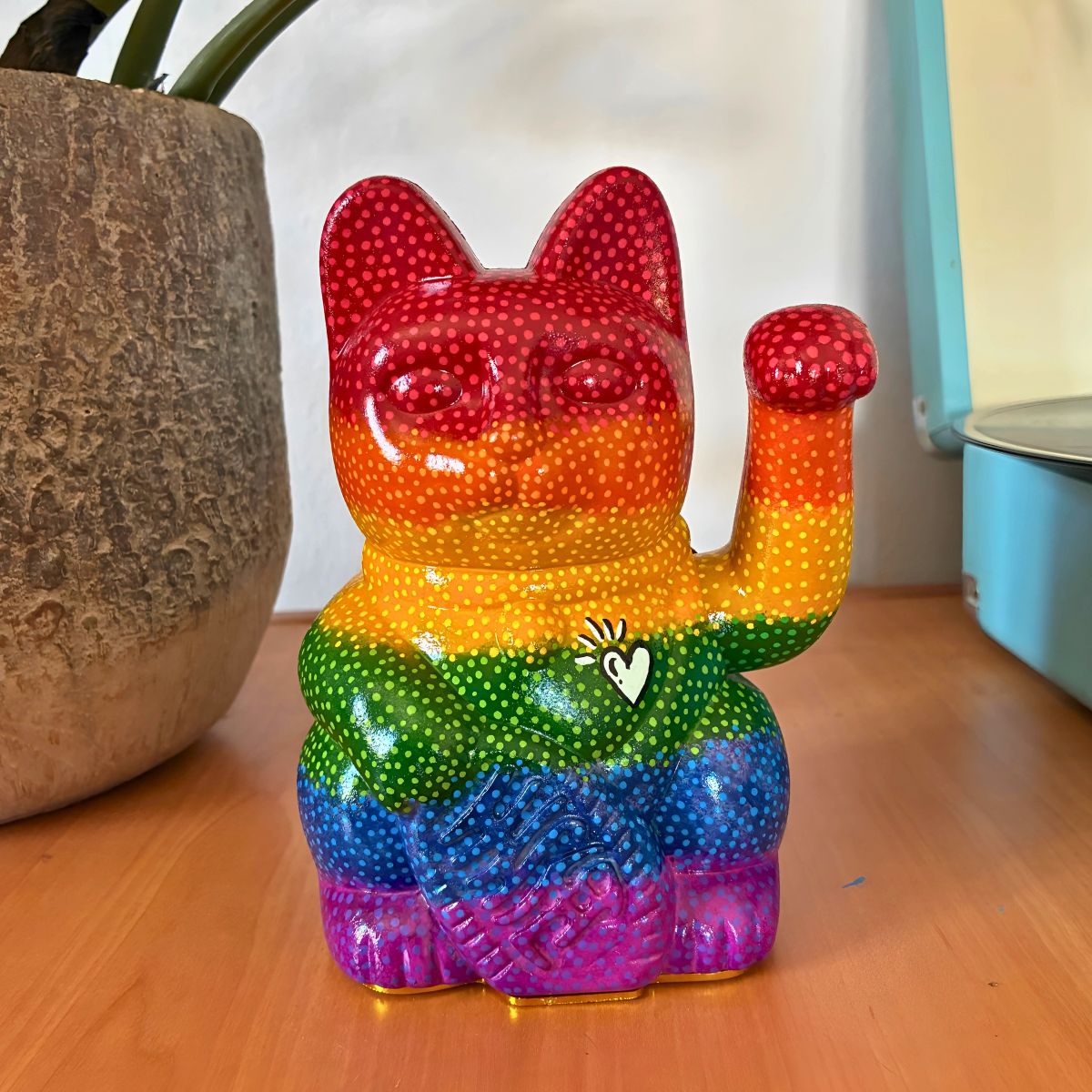 Rainbow Lucky Cat_endorphin art