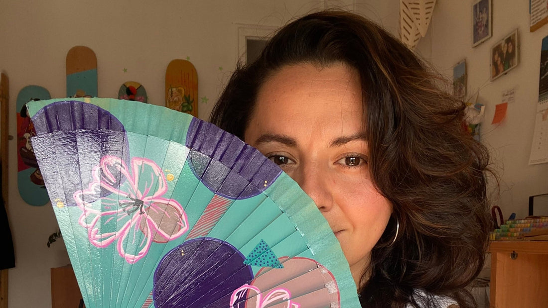 The Art and Elegance of Folding Hand Fans: A Timeless Accessory